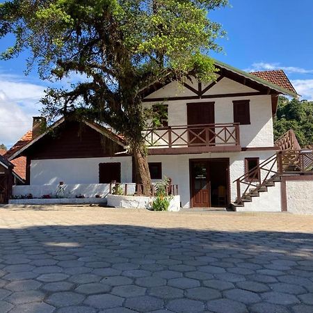 Pousada Chales Monte Verde Exterior photo